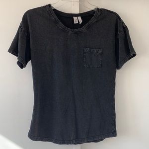 Black distressed workout top